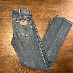Vintage high rise Wrangler jeans!